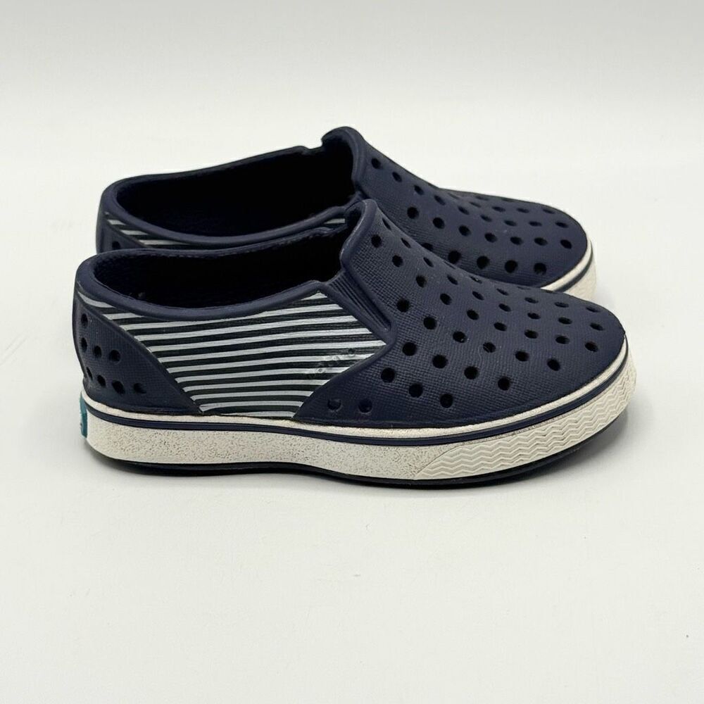 Native Miles Navy Blue Stripe Regatta Slip On Sandals - Toddler US C5